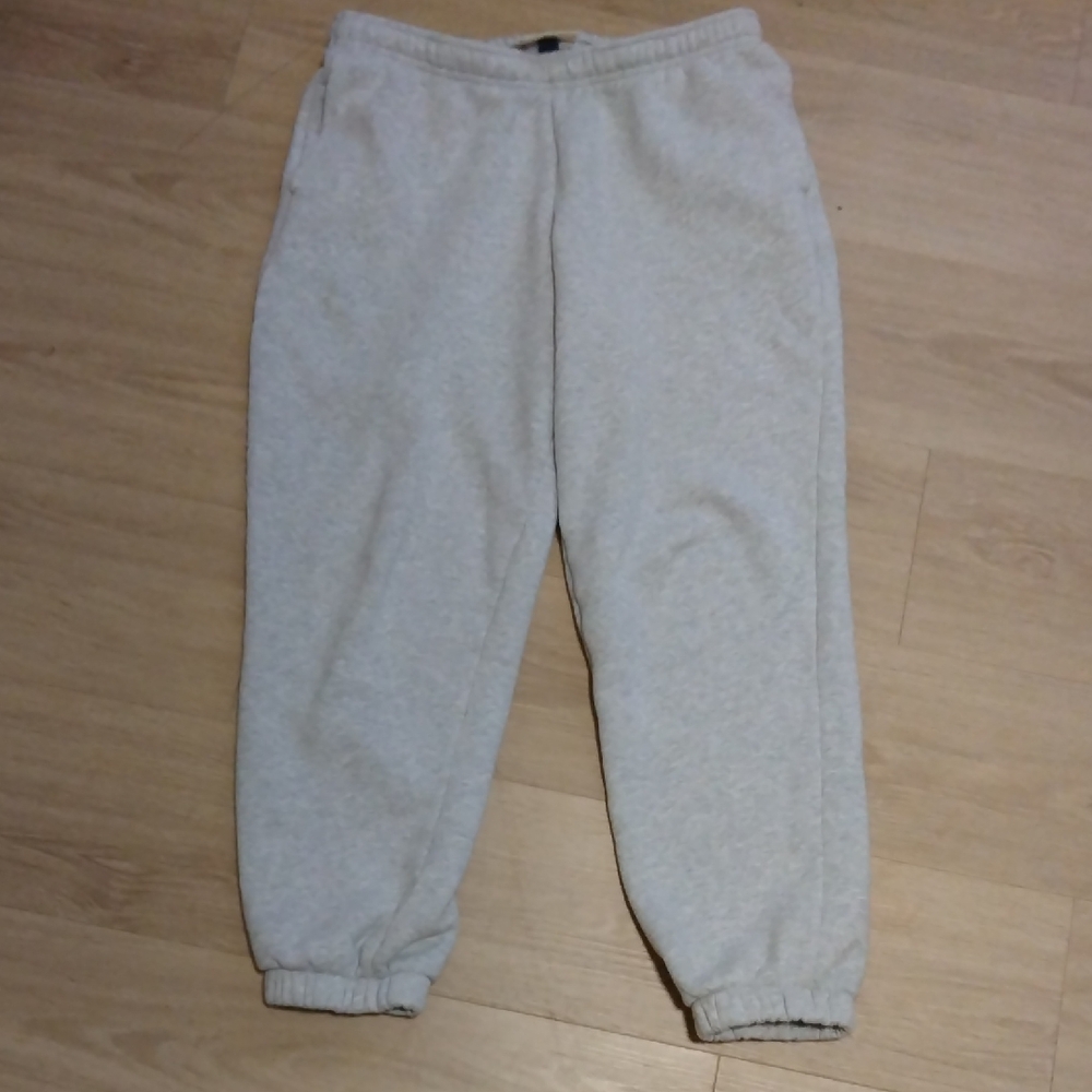 UNIVERSAL THREADS- High Rise Joggers Size M